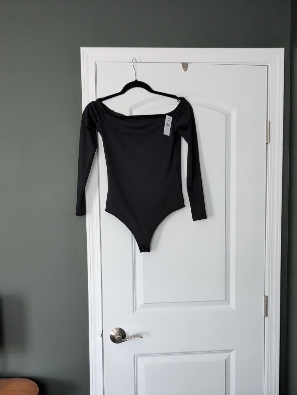 Express Black Long-Sleeve Off-Shoulder Bodysuit